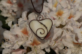 Béžové srdce v hnědé patině - Tiffany šperky